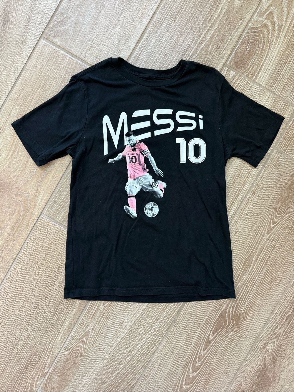 ⚽ Messi Inter Miami Graphic Tee — Boys Large